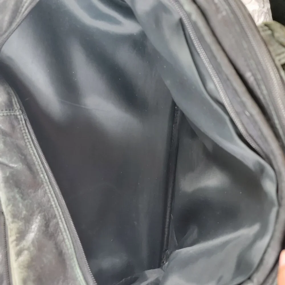 Tumi Alpha Black Leather Expandable Organizer Briefcase Bag - Picture 4 of 9